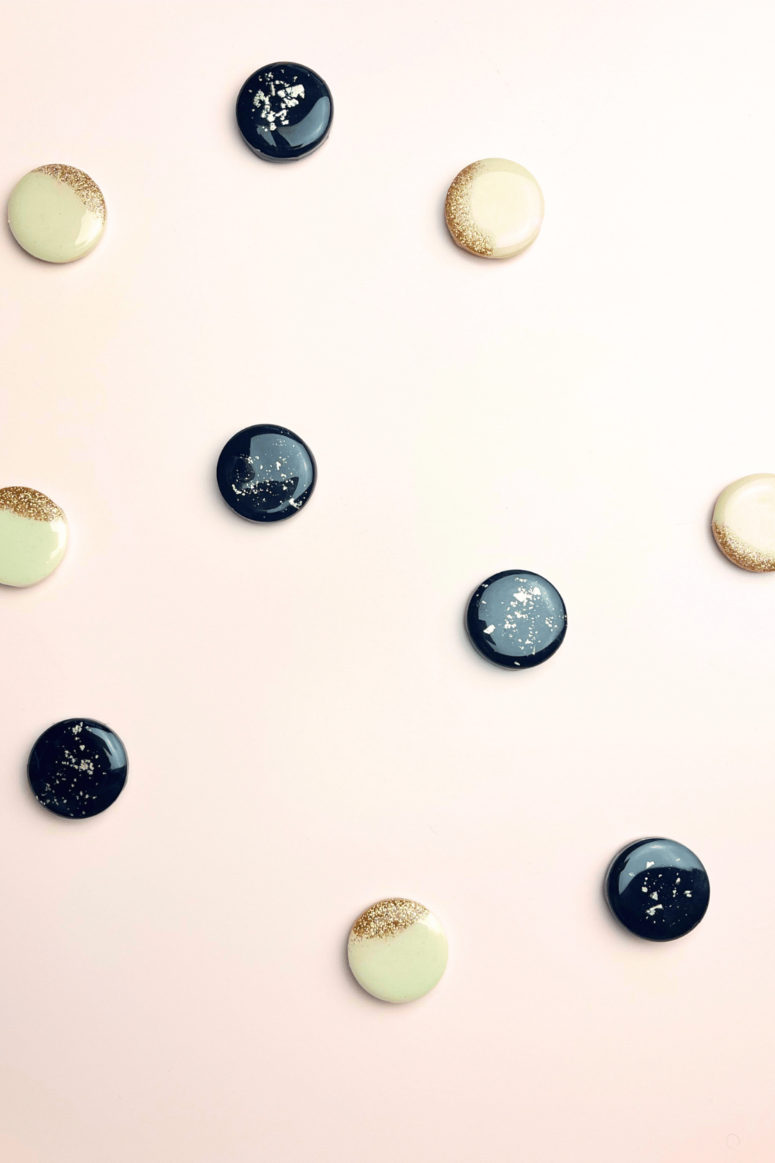 Resin Reversible Magnet Brooch - Cara Cashmere