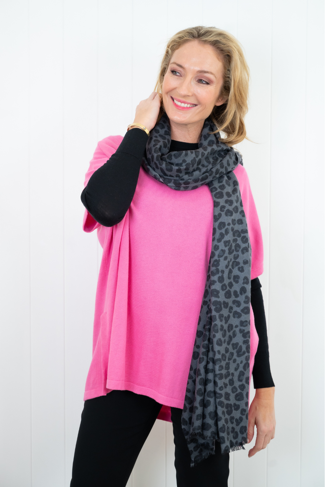 Leopard Cashmere Scarf - Onyx - Cara Cashmere