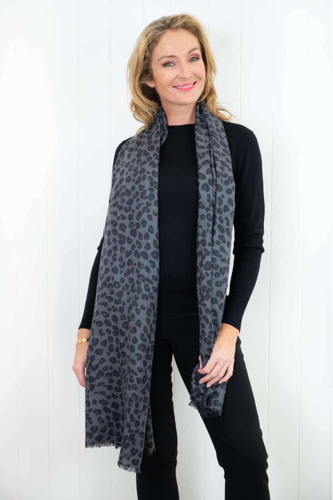 Leopard Cashmere Scarf - Onyx - Cara Cashmere