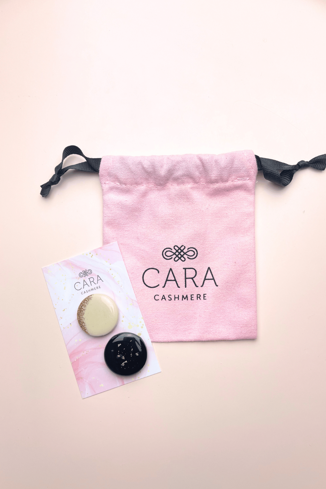Resin Reversible Magnet Brooch - Cara Cashmere