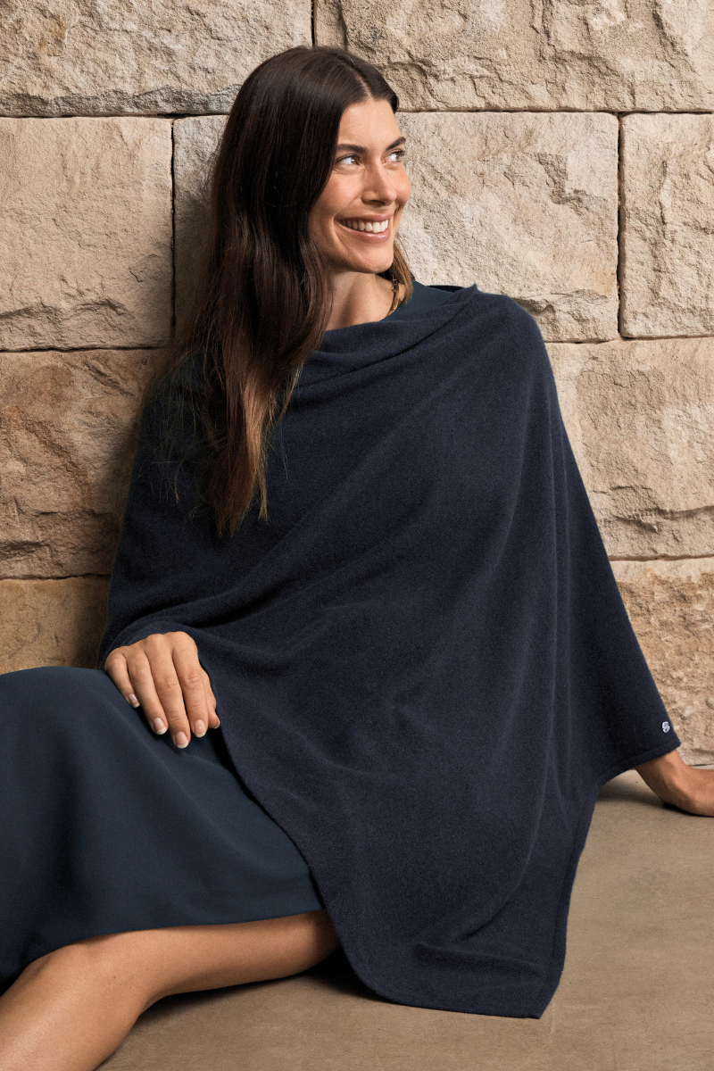 Cashmere Dark Navy Poncho - Cara Cashmere