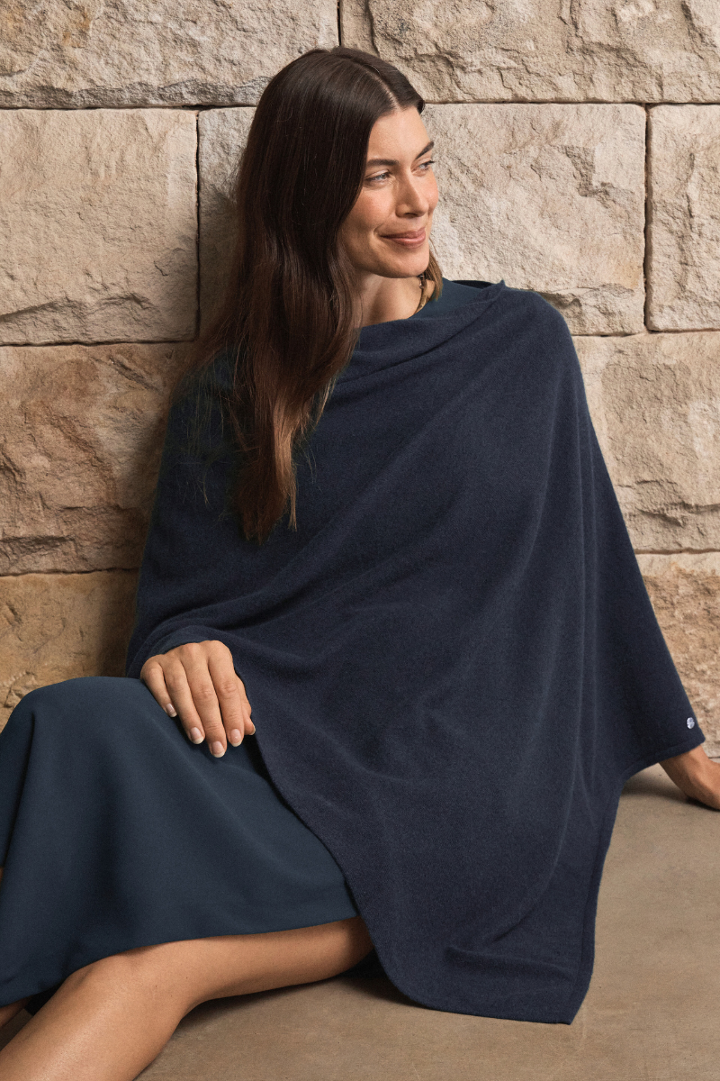 Cashmere Dark Navy Poncho - Cara Cashmere