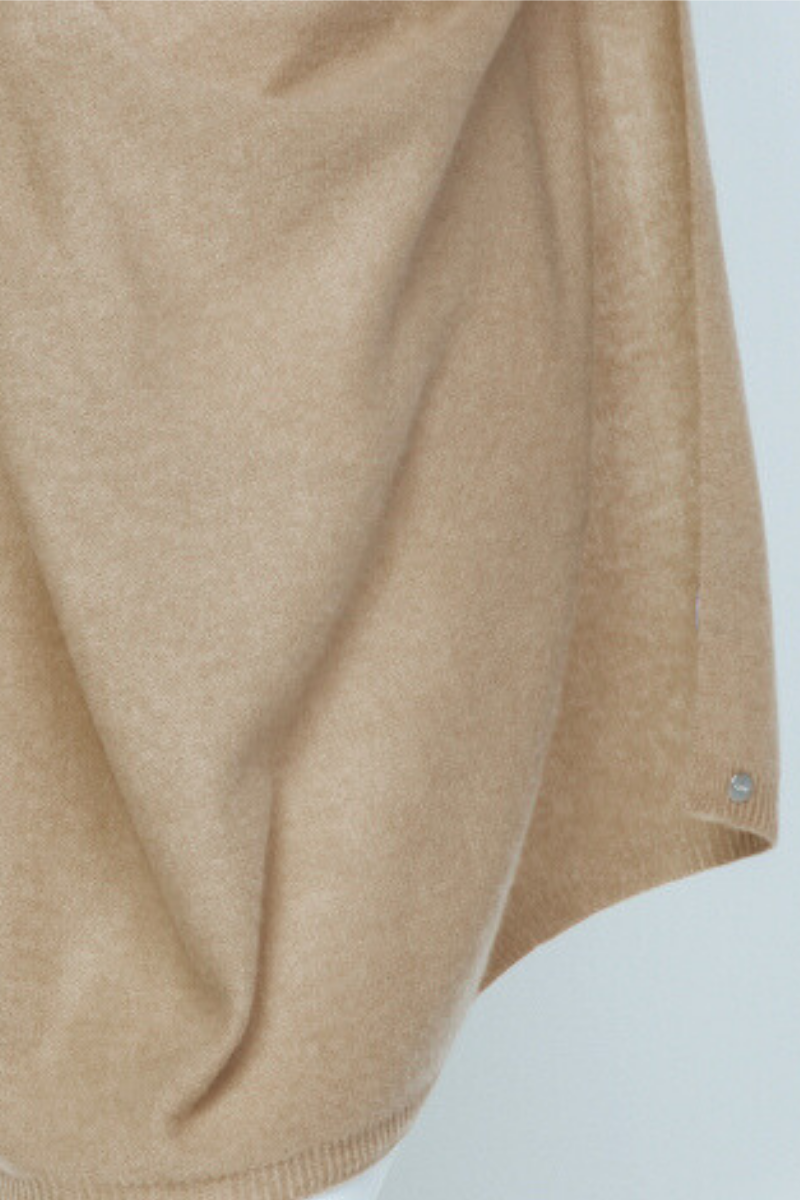 Embroidered Magnet Brooch - Cara Cashmere