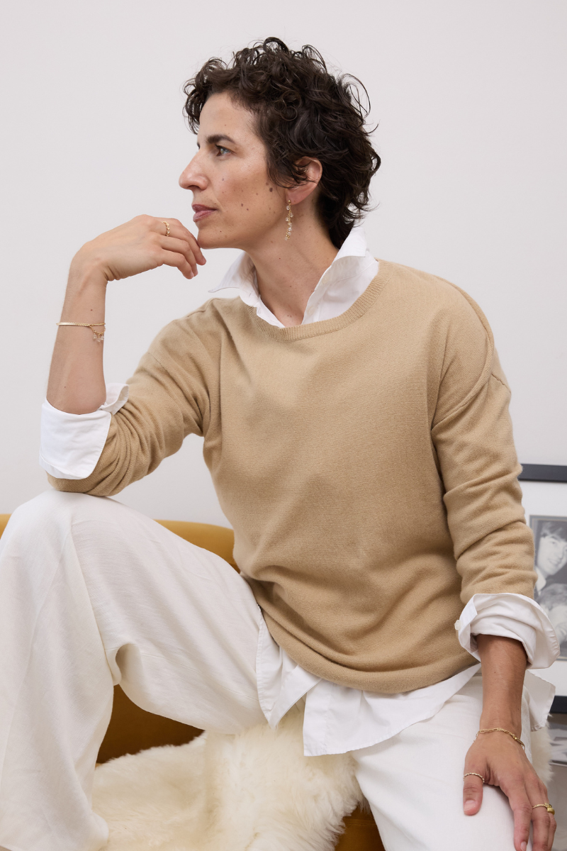 Cashmere Caramel Crew Jumper - Cara Cashmere