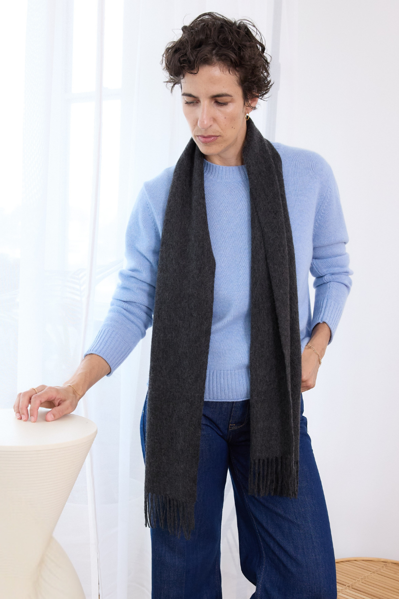 Cashmere Charcoal Lara Scarf - Cara Cashmere