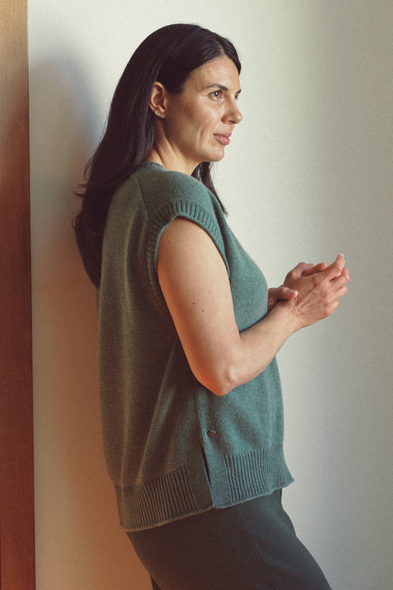 Eucalypt Eclipse V Neck Tank - Cara Cashmere