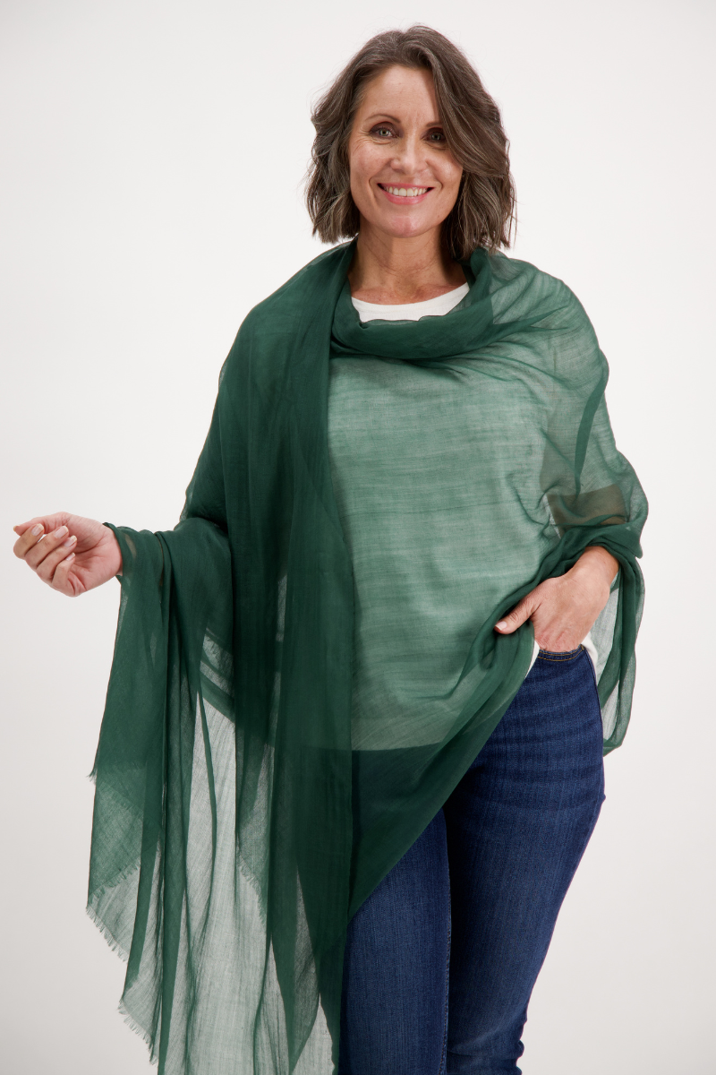 Cashmere Rich Green Aura Scarf - Cara Cashmere