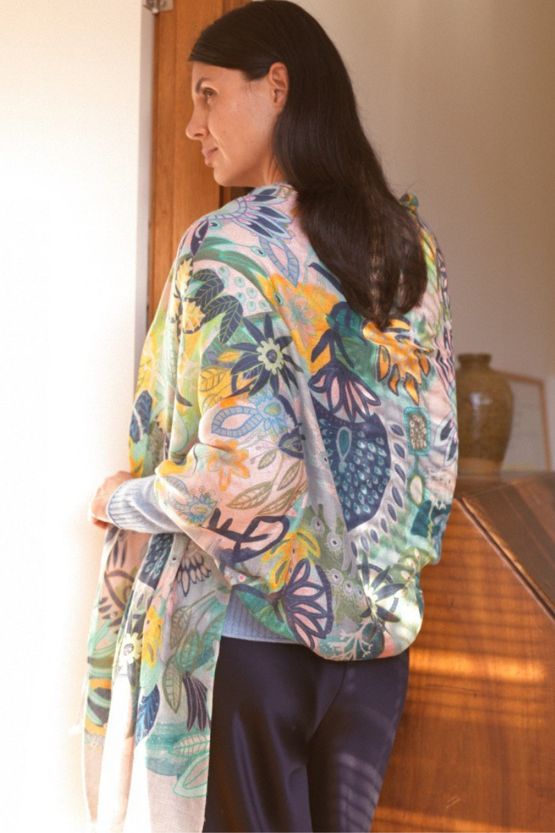 Cashmere Silk "Fan-tabulous-ness" Scarf