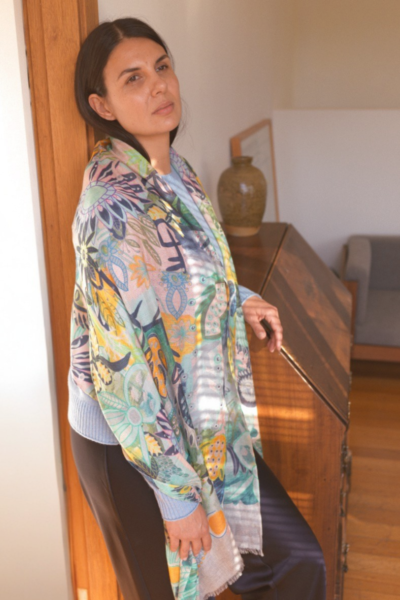 Cashmere Silk "Fan-tabulous-ness" Scarf