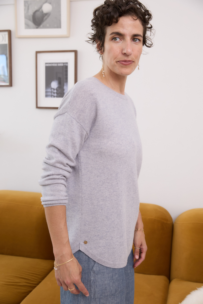 Cashmere Silver Grey Crew Jumper - Cara Cashmere