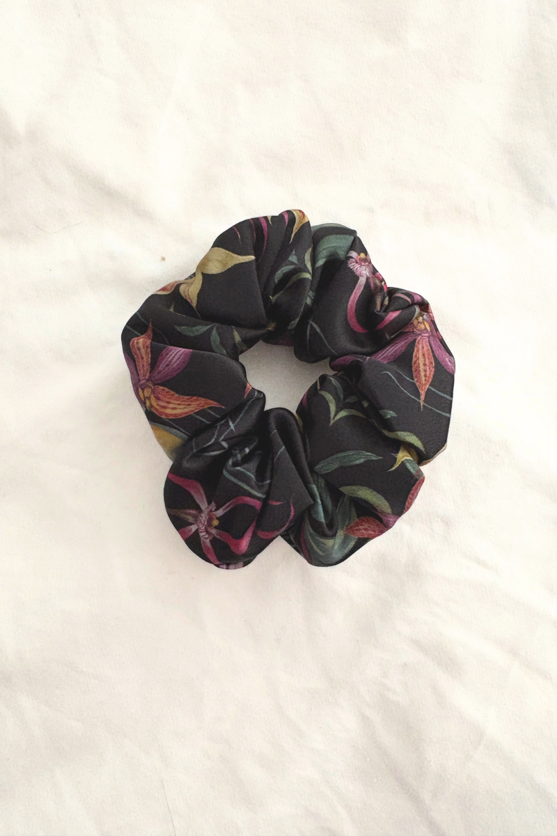 "Eastern Robin and Queen Sheeba Orchid" Silk Eye Mask and Scrunchie - Cara Cashmere