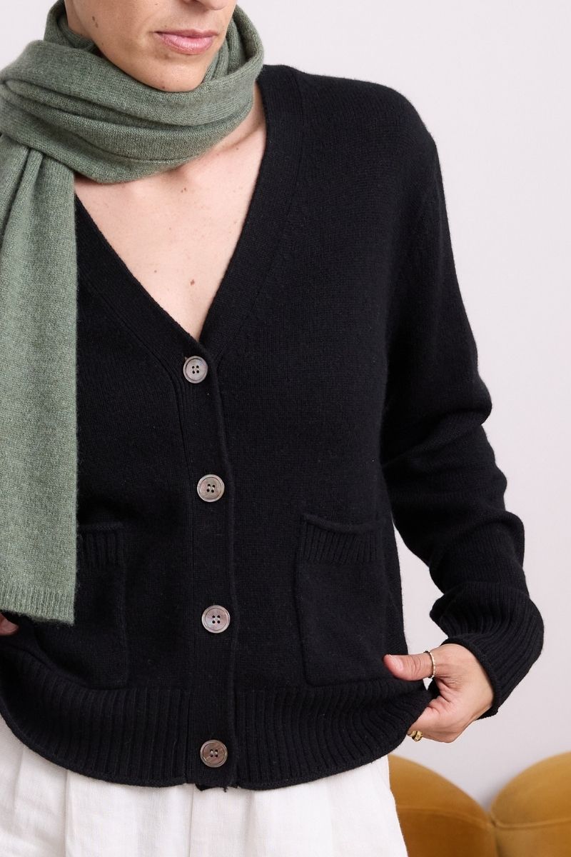 Cashmere Black Allure V Neck Cardigan Knit elegant black cashmere cardigan featuring a relaxed silhouette and timeless European-inspired knit styling