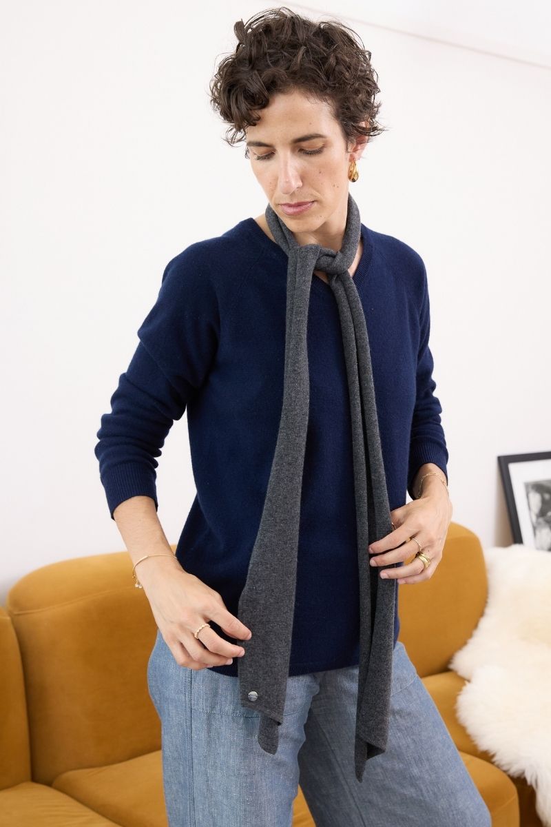 Cashmere Charcoal Skinny Scarf