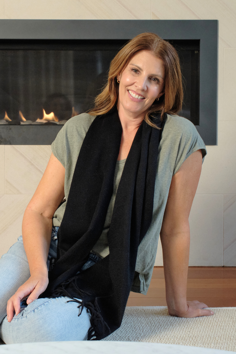Cashmere Black Lara Scarf - Cara Cashmere